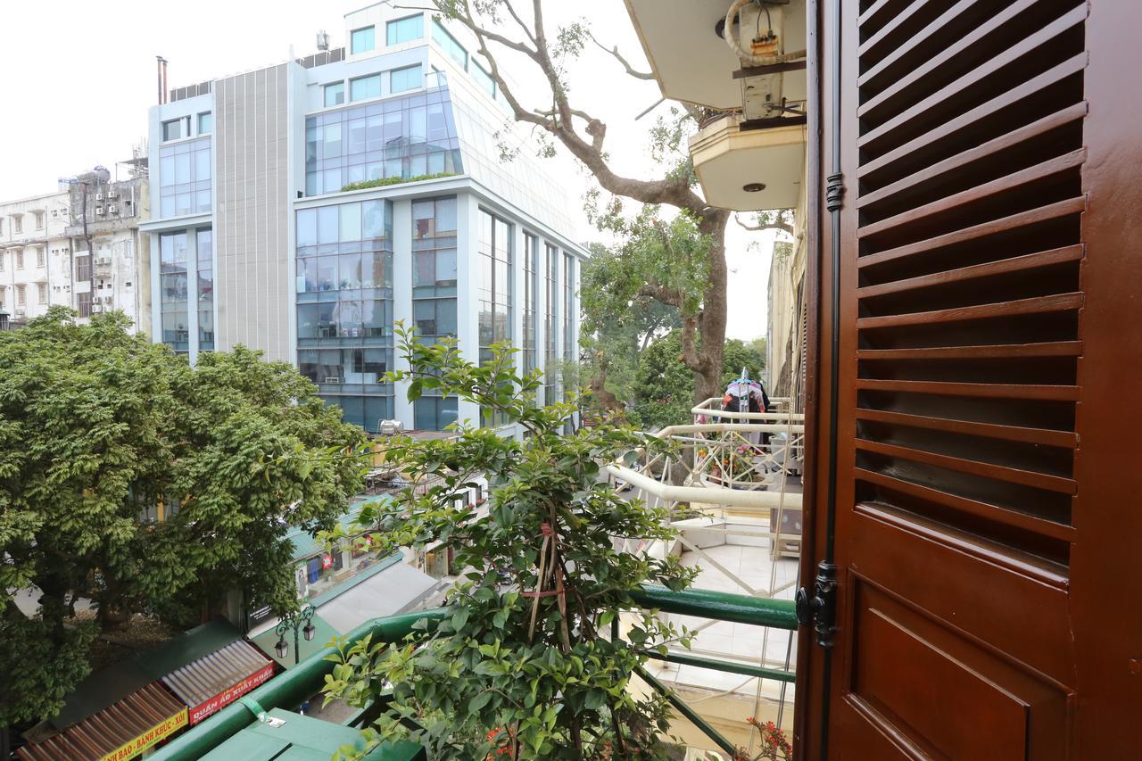 Tuti Lakeside Homestay Hanoi Exterior foto